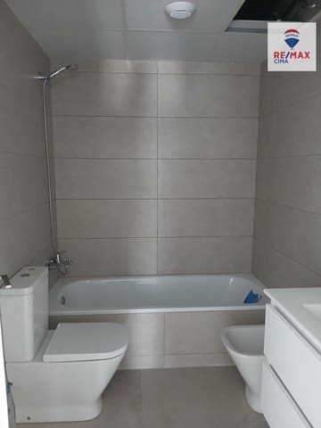 3 sypialnia Apartament na sprzedaż w Miasto Almería z basenem - 311 000 € (Ref: 9656285)