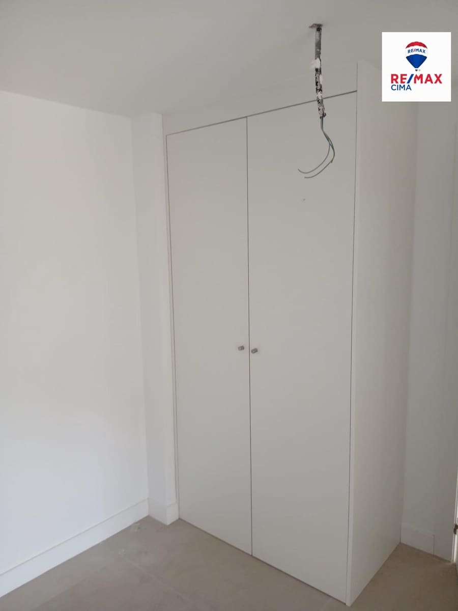 3 bedroom Apartment for sale in Almeria city with pool - € 311,000 (Ref: 9656285)