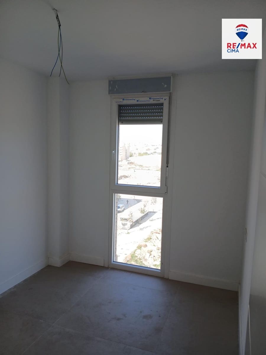 Piso de 2 habitaciones en Almería ciudad en venta con piscina - 196.000 € (Ref: 9659595)