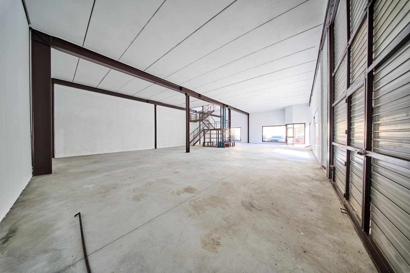 Virksomhed til salg i Albolote - € 360.000 (Ref: 9659596)