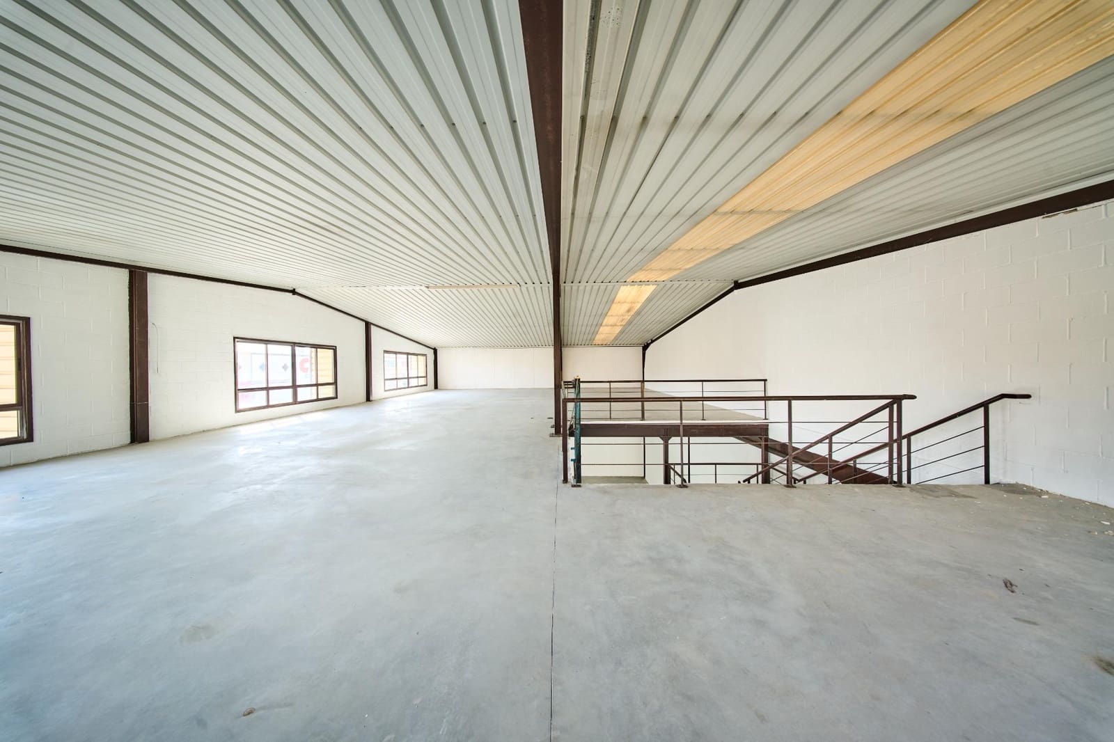 Virksomhed til salg i Albolote - € 360.000 (Ref: 9659596)