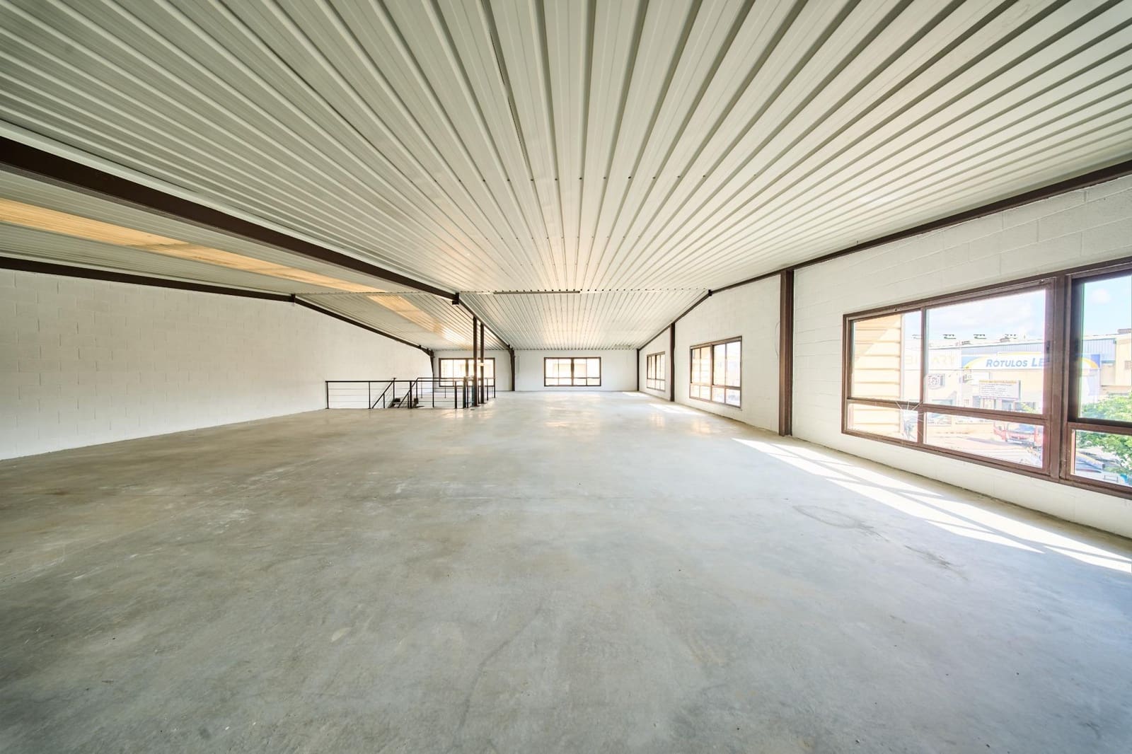 Virksomhed til salg i Albolote - € 360.000 (Ref: 9659596)