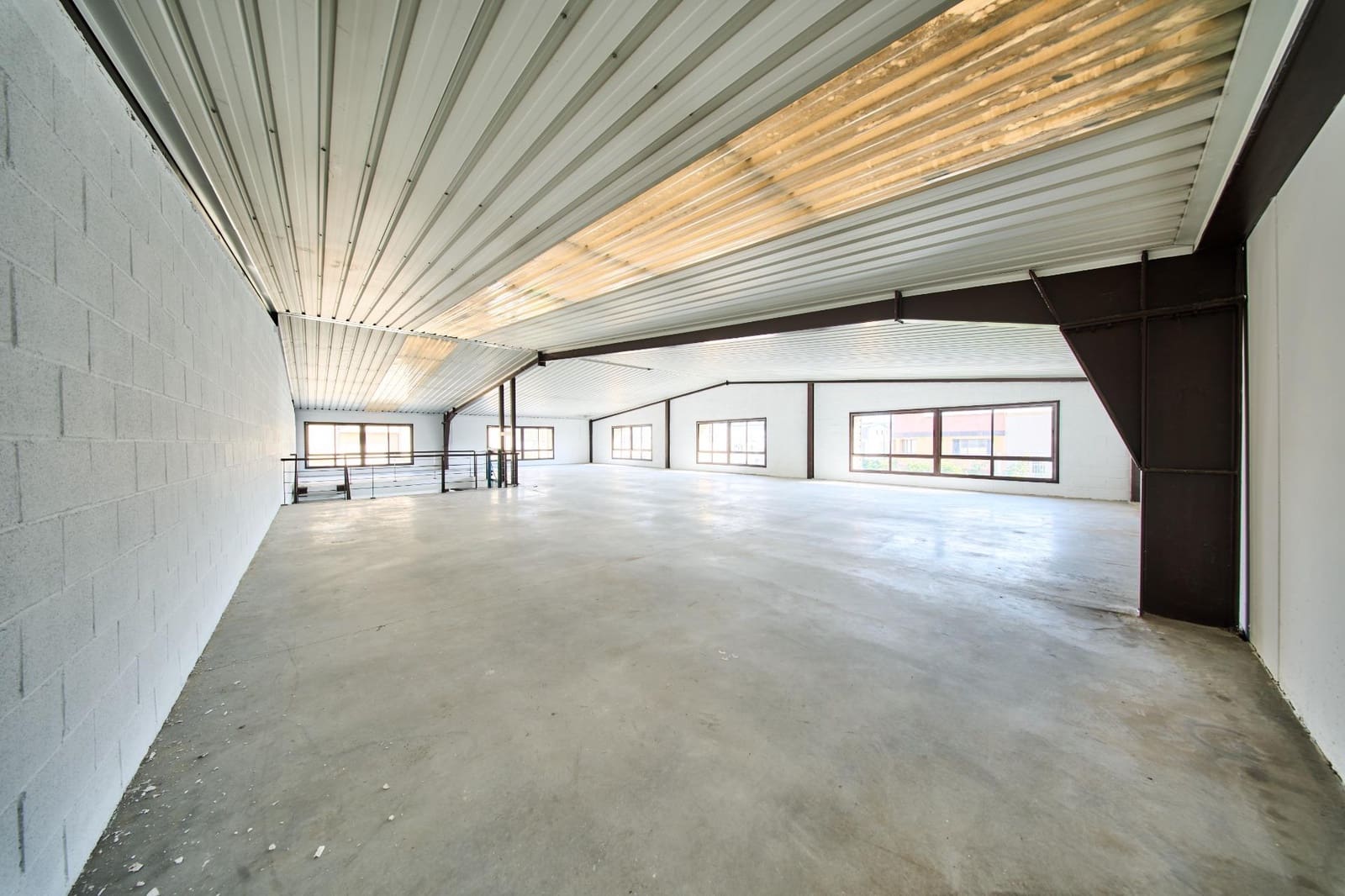 Virksomhed til salg i Albolote - € 360.000 (Ref: 9659596)