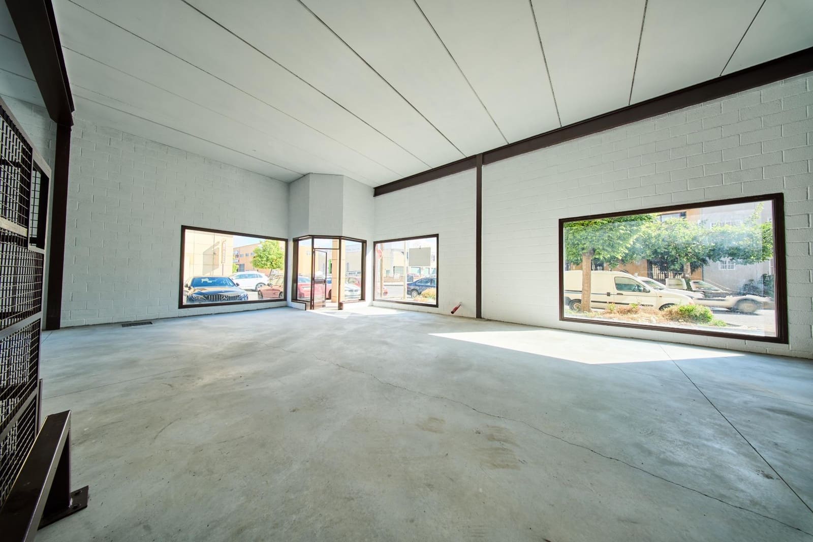 Virksomhed til salg i Albolote - € 360.000 (Ref: 9659596)