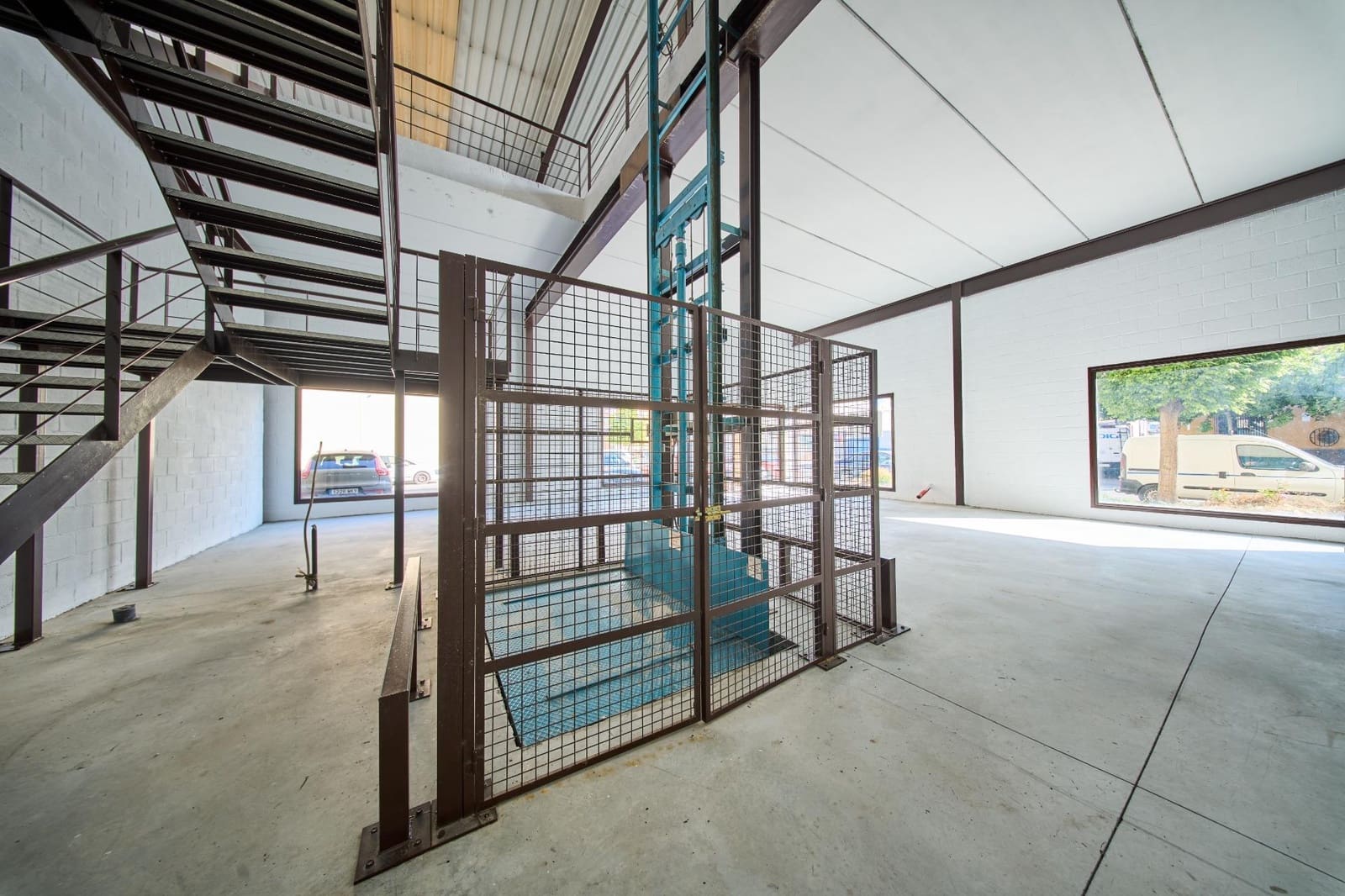 Virksomhed til salg i Albolote - € 360.000 (Ref: 9659596)