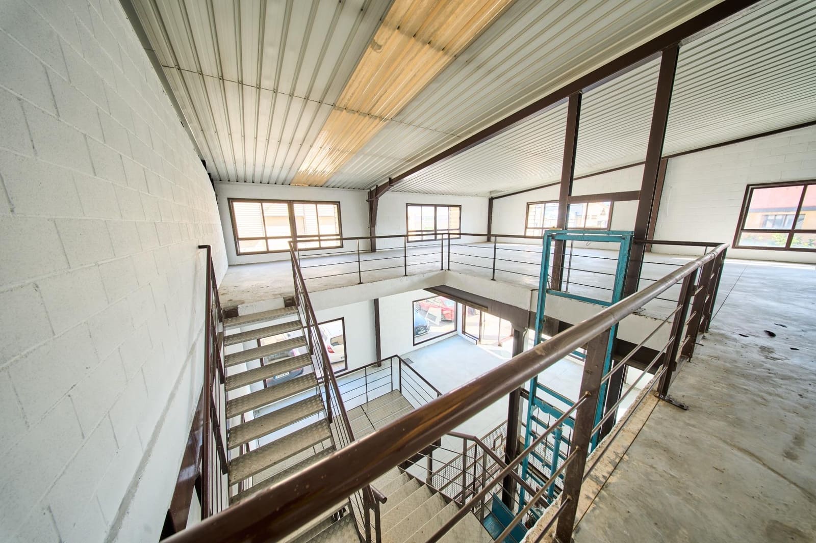 Virksomhed til salg i Albolote - € 360.000 (Ref: 9659596)