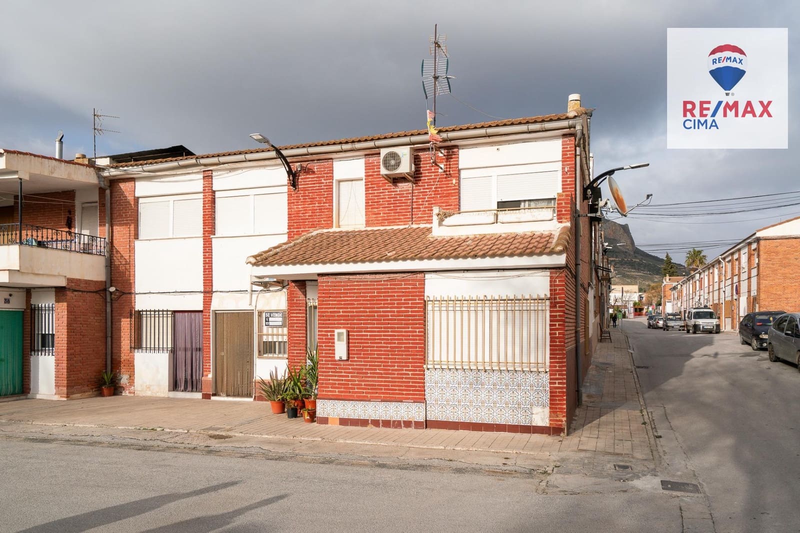 5 soveværelse Byhus til salg i Zujar - € 124.000 (Ref: 9659598)