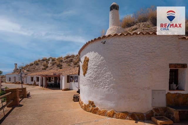 Chalet de 28 habitaciones en Cortijo del Cura, Galera en venta con garaje - 435.000 € (Ref: 9666778)