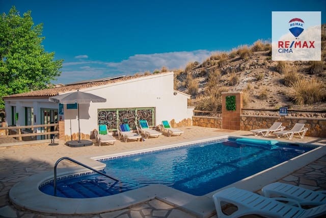 Chalet de 28 habitaciones en Cortijo del Cura, Galera en venta con garaje - 435.000 € (Ref: 9666778)