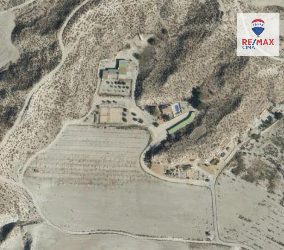 Chalet de 28 habitaciones en Cortijo del Cura en venta con garaje - 435.000 € (Ref: 9666778)