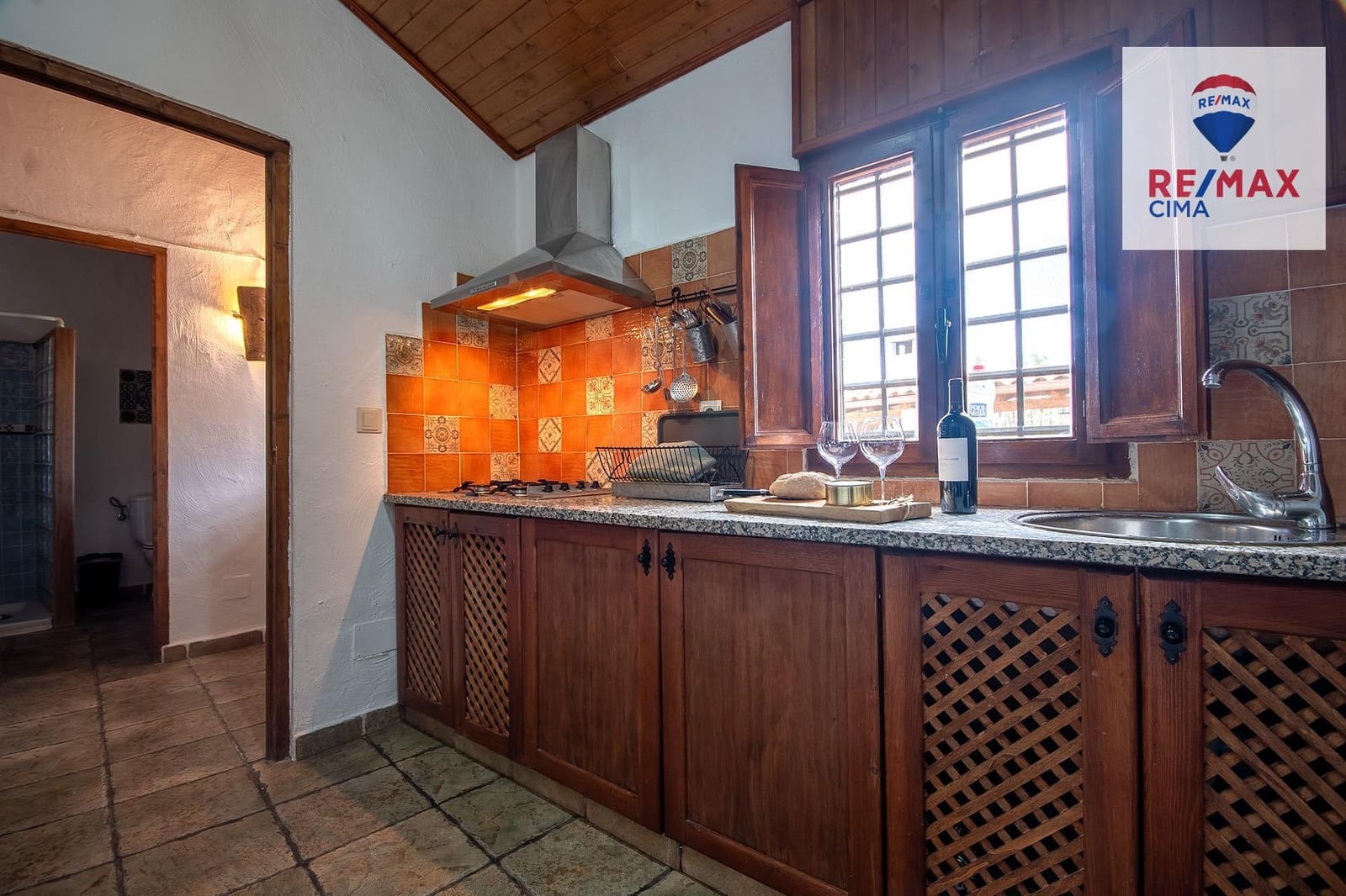 Chalet de 28 habitaciones en Cortijo del Cura en venta con garaje - 435.000 € (Ref: 9666778)