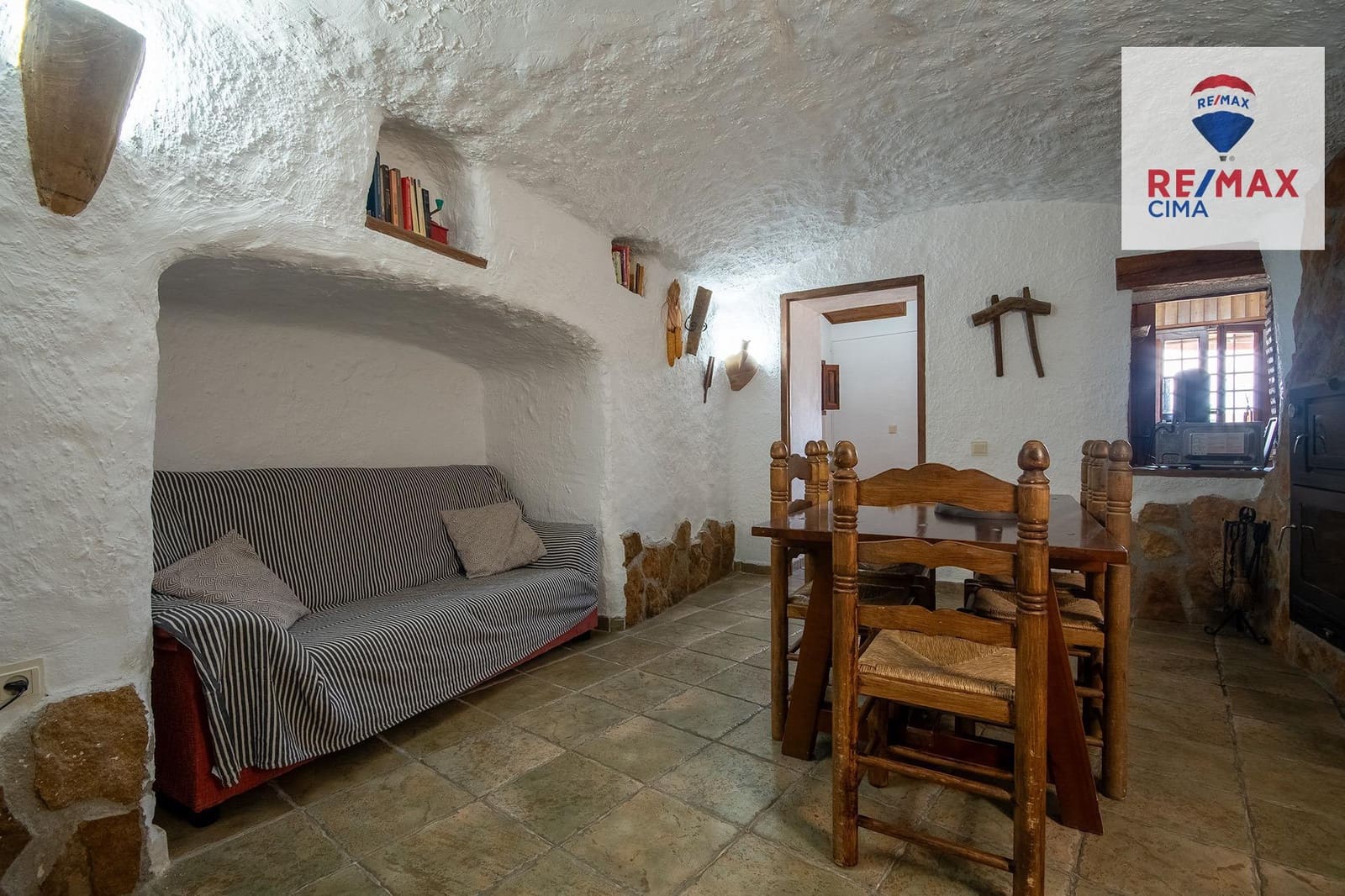 Chalet de 28 habitaciones en Cortijo del Cura en venta con garaje - 435.000 € (Ref: 9666778)