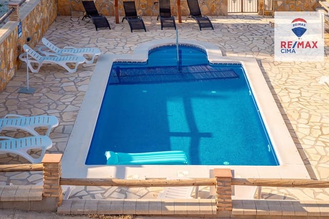 Chalet de 28 habitaciones en Cortijo del Cura, Galera en venta con garaje - 435.000 € (Ref: 9666778)