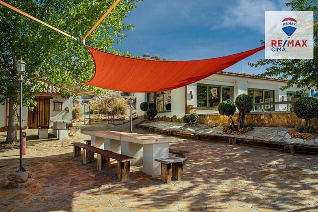 Chalet de 28 habitaciones en Cortijo del Cura, Galera en venta con garaje - 435.000 € (Ref: 9666778)