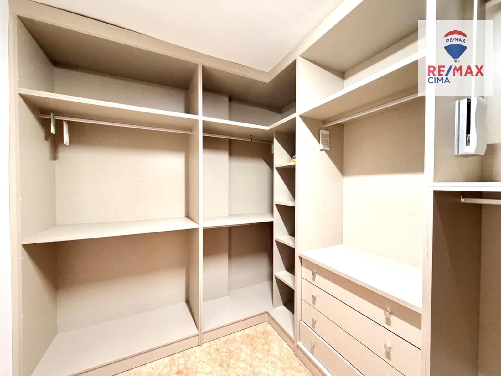 2 sypialnia Loft na sprzedaż w Benamaurel - 125 000 € (Ref: 9666779)