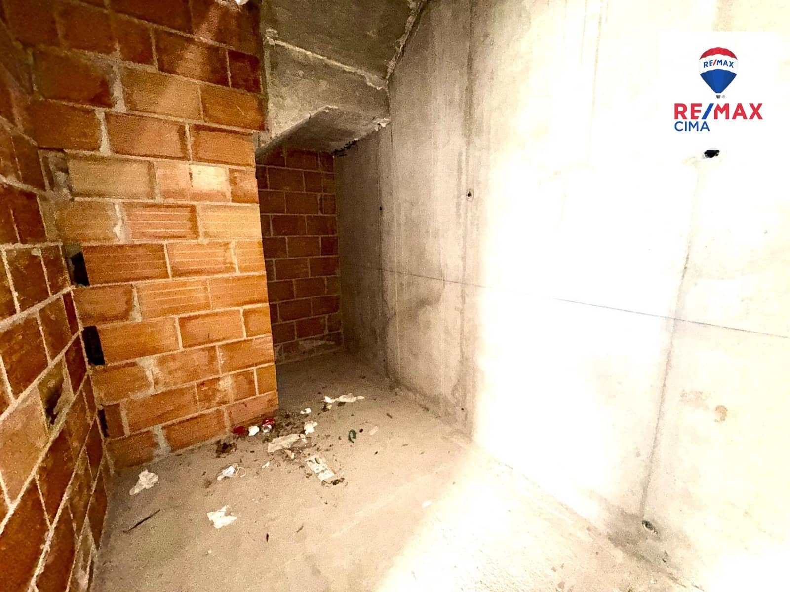 3 sovrum Lägenhet till salu i Cullar med garage - 85 000 € (Ref: 9666789)