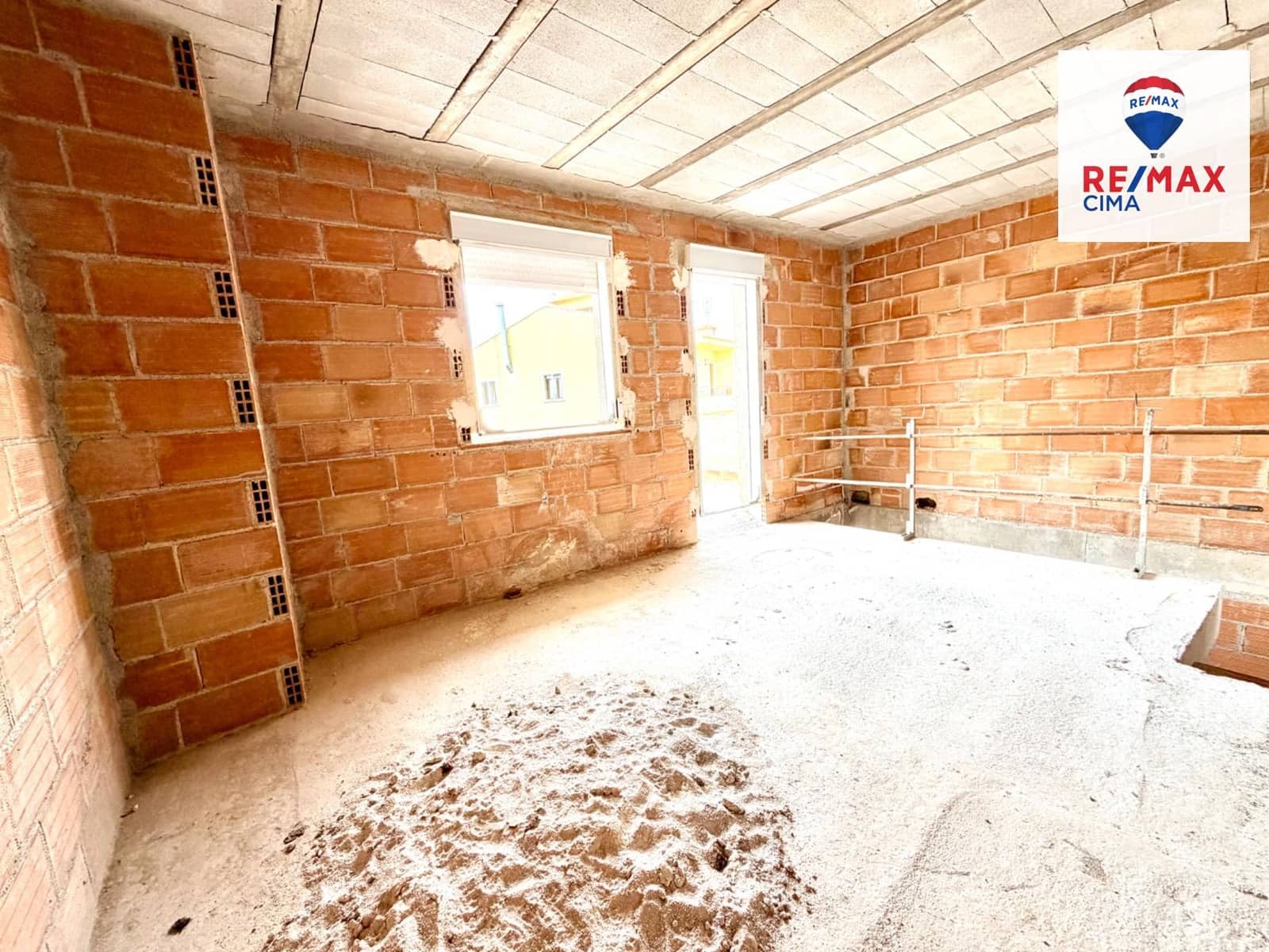 3 sovrum Lägenhet till salu i Cullar med garage - 85 000 € (Ref: 9666789)