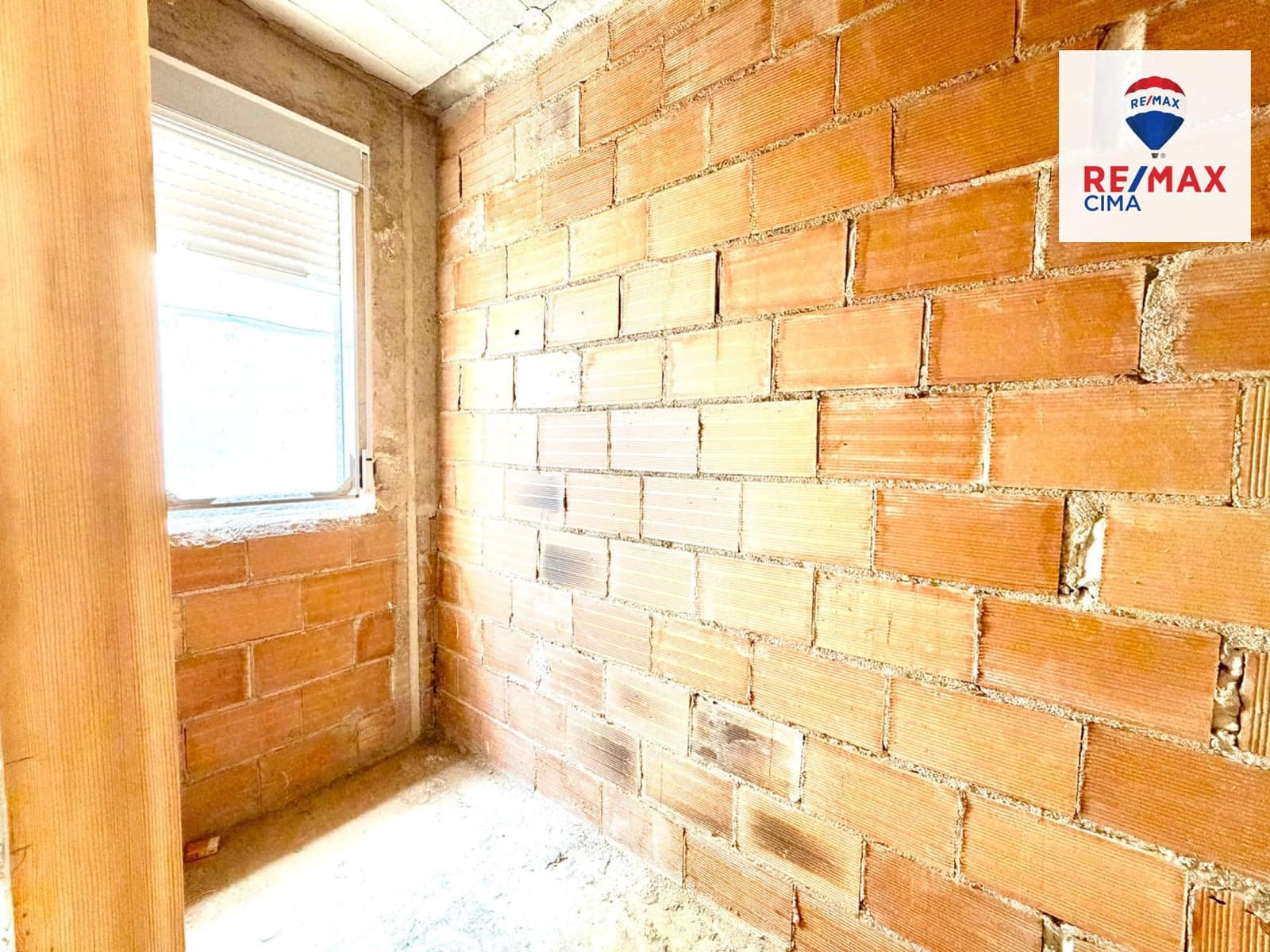 3 sovrum Lägenhet till salu i Cullar med garage - 85 000 € (Ref: 9666789)