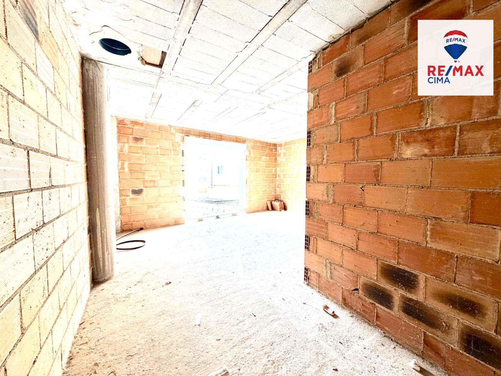 3 sovrum Lägenhet till salu i Cullar med garage - 85 000 € (Ref: 9666789)