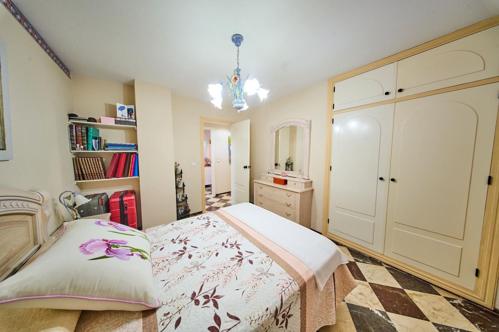 4 Zimmer Wohnung zu verkaufen in Cenes de la Vega mit Pool - 320.000 € (Ref: 9670908)