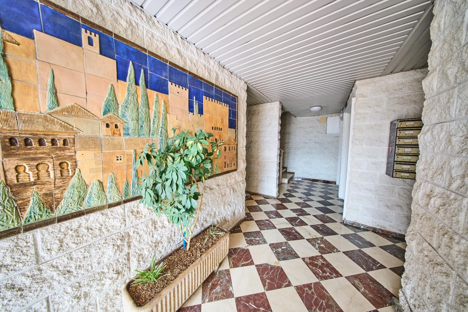 4 Zimmer Wohnung zu verkaufen in Cenes de la Vega mit Pool - 320.000 € (Ref: 9670908)