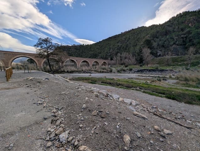 Landgrundstück zu verkaufen in Orgiva - 480.000 € (Ref: 9670910)