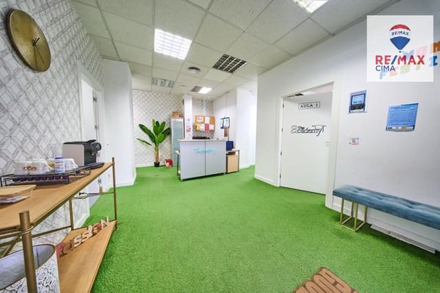 Azienda da affittare in Pajaritos - Plaza de Toros, Granada città - 1.800 € (Rif: 9674470)