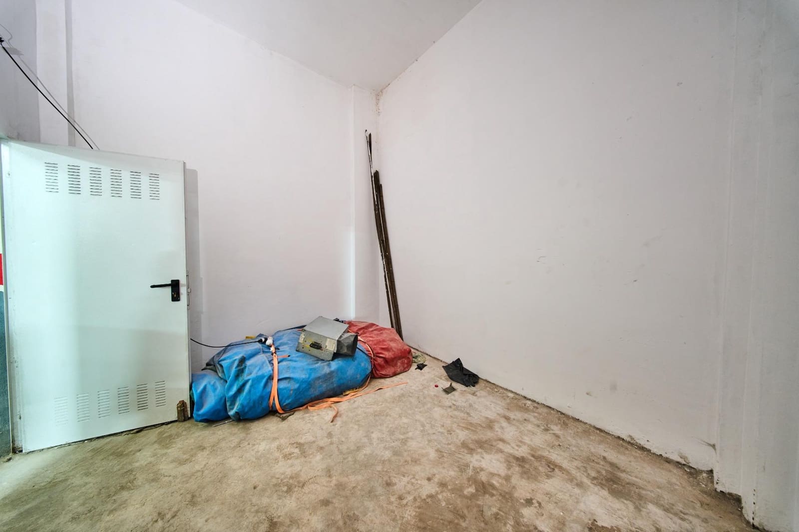 Garaje en La Zubia en venta - 24.000 € (Ref: 9677634)