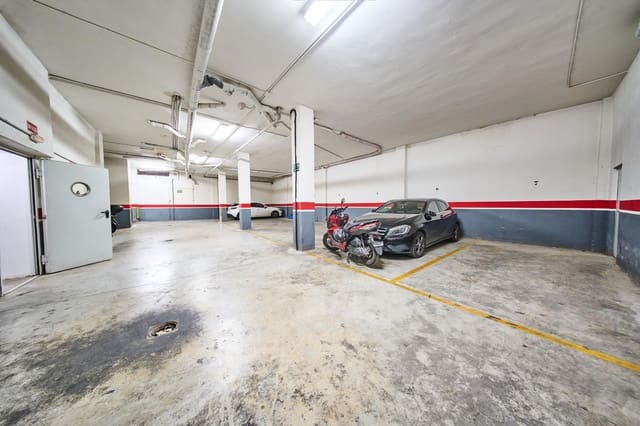 Garage for sale in La Zubia - € 24,000 (Ref: 9677634)