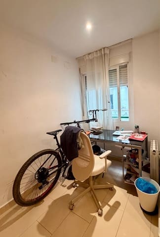 4 Zimmer Wohnung zu vermieten in Camino de Ronda - Rosaleda, Granada Stadt - 1.300 € (Ref: 9679993)