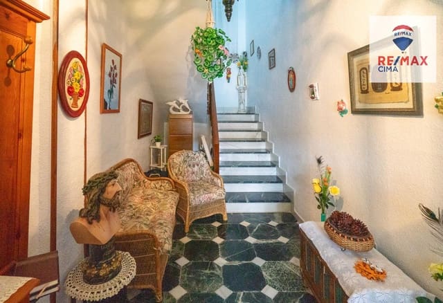 5 slaapkamer Villa te koop in Beas de Guadix met garage - € 210.000 (Ref: 9682630)