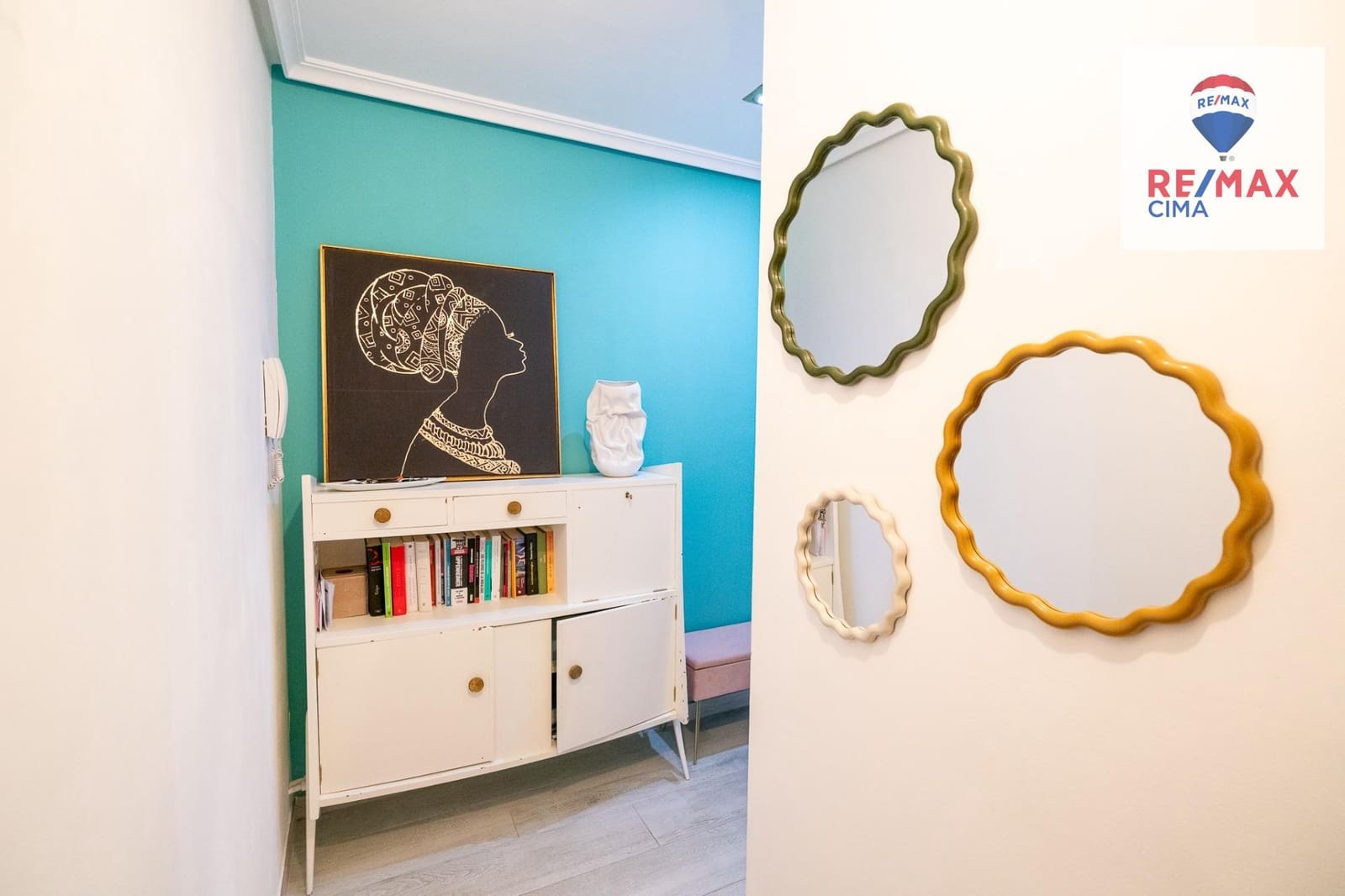 2 sypialnia Mieszkanie na sprzedaż w Baza z garażem - 100 000 € (Ref: 9682631)