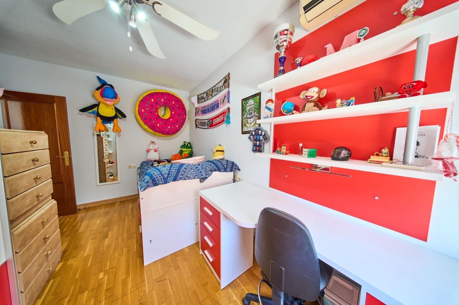 3 soveværelse Rækkehus til salg i La Zubia med garage - € 240.000 (Ref: 9696299)