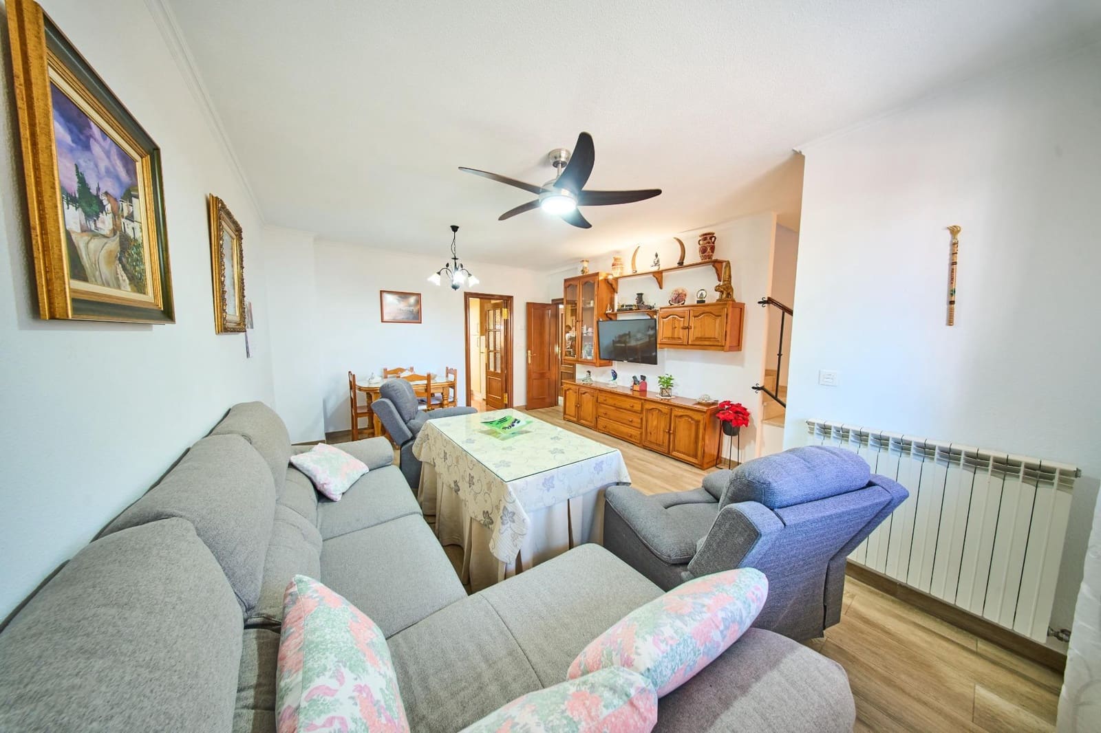 3 bedroom Terraced Villa for sale in La Zubia with garage - € 237,000 (Ref: 9696299)