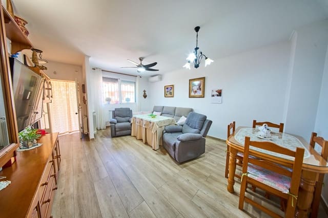 3 chambre Villa/Maison Mitoyenne à vendre à La Zubia avec garage - 237 000 € (Ref: 9696299)