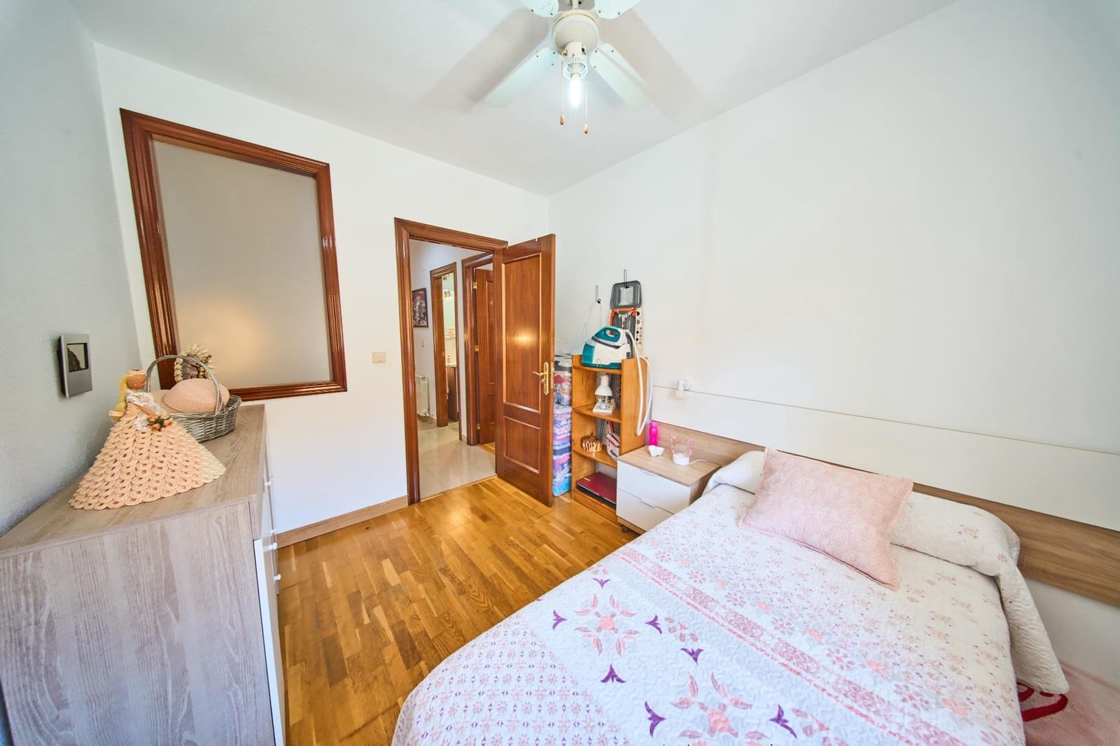 3 bedroom Terraced Villa for sale in La Zubia with garage - € 237,000 (Ref: 9696299)