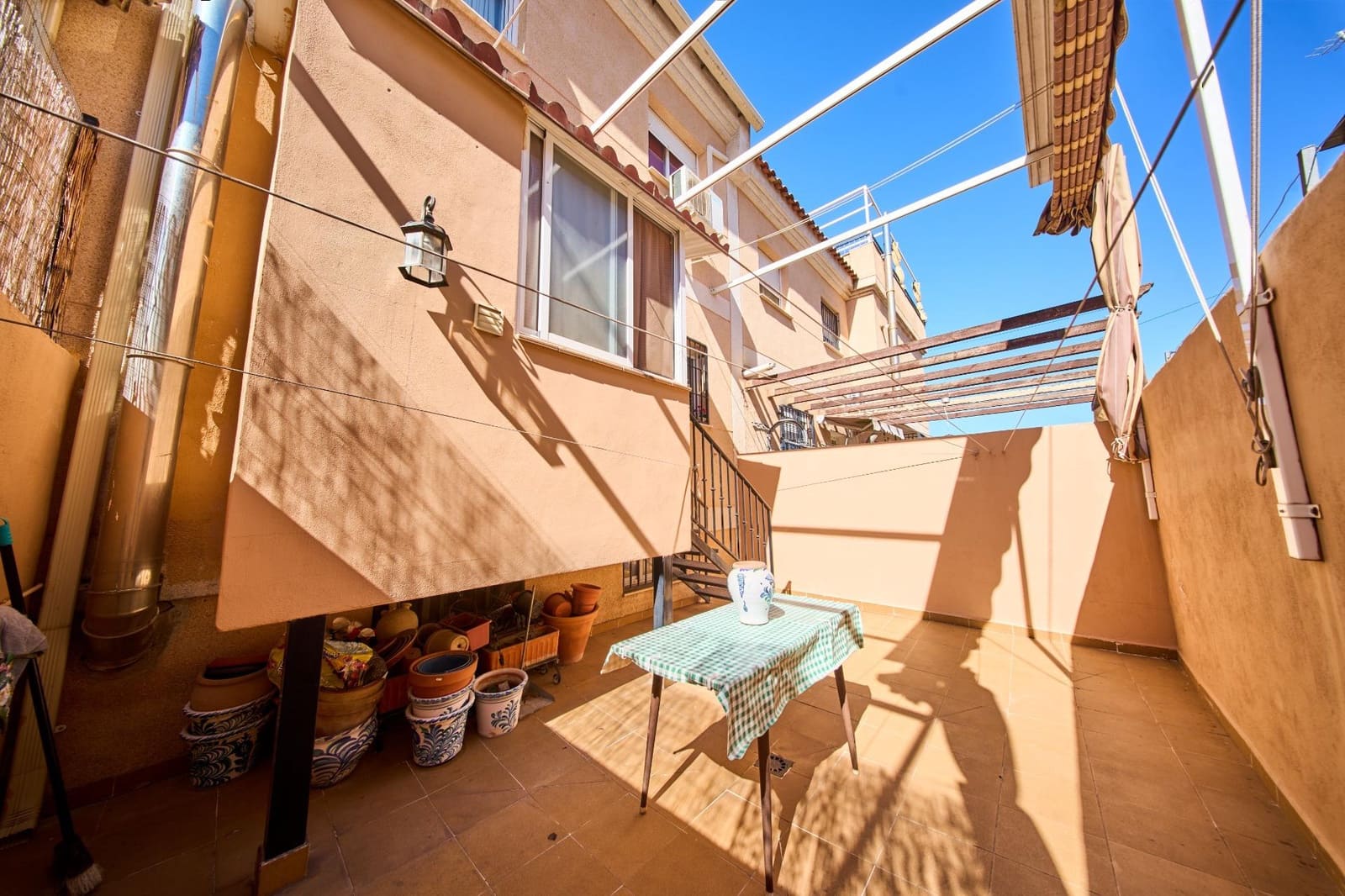 3 bedroom Terraced Villa for sale in La Zubia with garage - € 237,000 (Ref: 9696299)