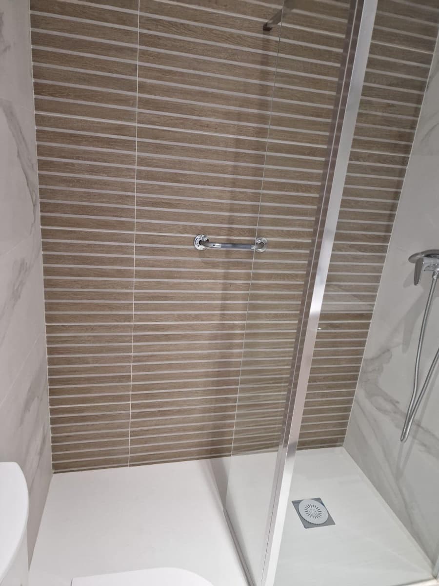 1 sovrum Lägenhet att hyra i Granada stad - 800 € (Ref: 9696300)
