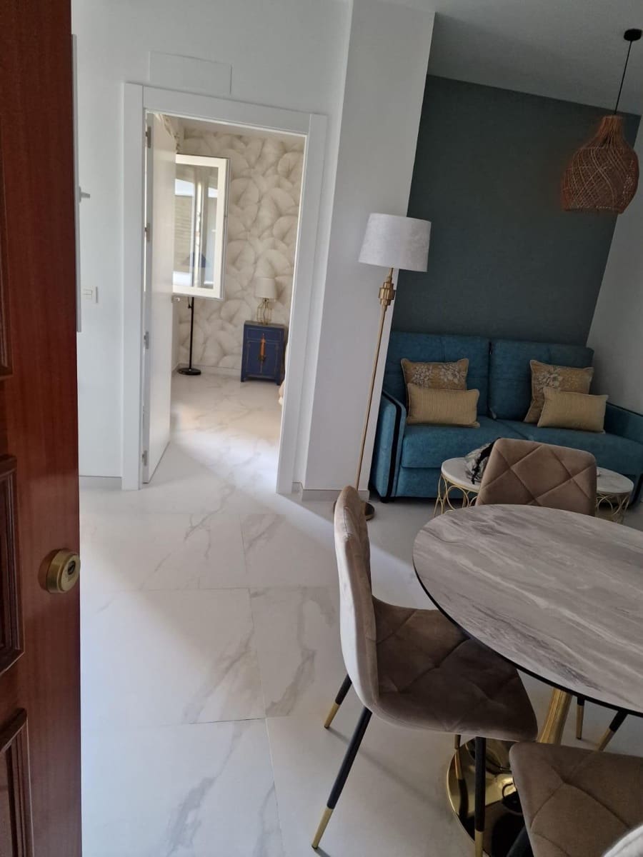 1 sovrum Lägenhet att hyra i Granada stad - 800 € (Ref: 9696300)