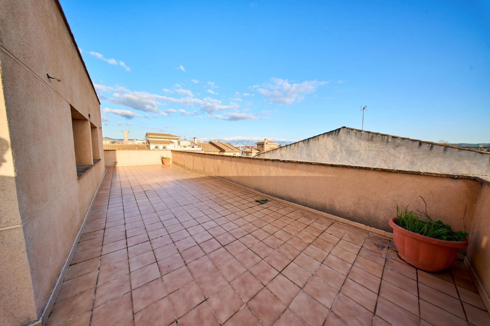 5 soveværelse Villa til salg i Santa Fe med swimmingpool garage - € 375.000 (Ref: 9696301)