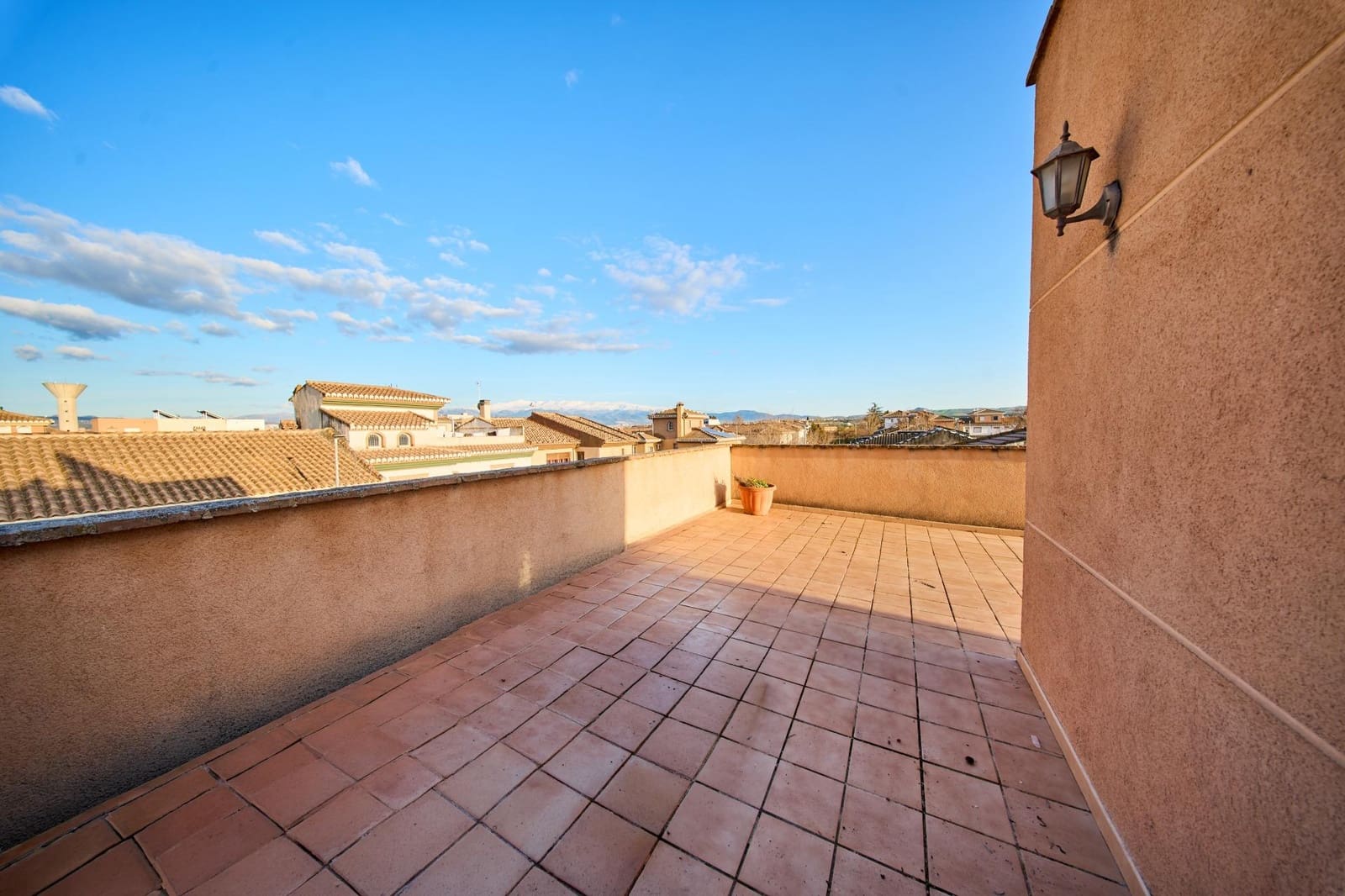 5 soveværelse Villa til salg i Santa Fe med swimmingpool garage - € 375.000 (Ref: 9696301)