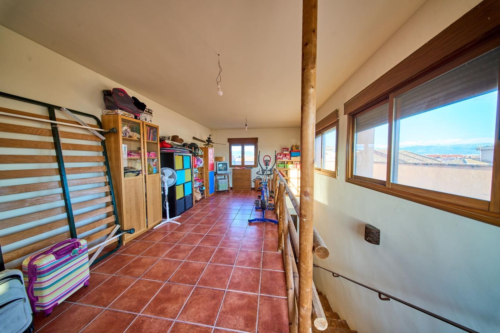 5 soveværelse Villa til salg i Santa Fe med swimmingpool garage - € 375.000 (Ref: 9696301)