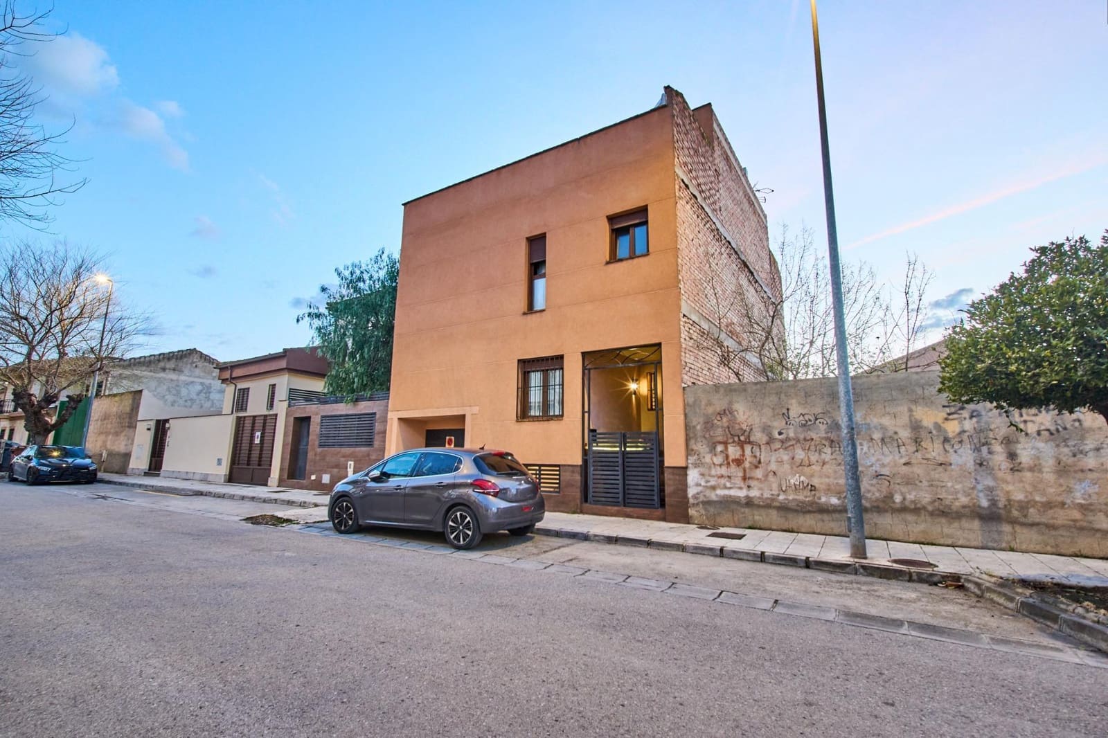 5 soveværelse Villa til salg i Santa Fe med swimmingpool garage - € 375.000 (Ref: 9696301)