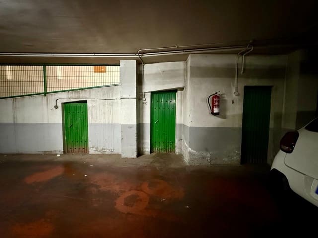 Garage te koop in Roquetas de Mar - € 19.000 (Ref: 9702117)