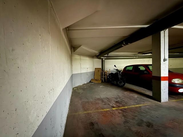 Garage til salg i Roquetas de Mar - € 19.000 (Ref: 9702117)