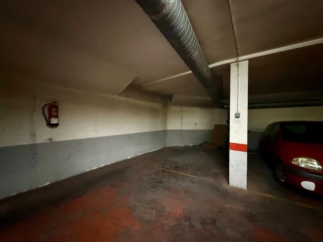 Garage til salg i Roquetas de Mar - € 19.000 (Ref: 9702117)