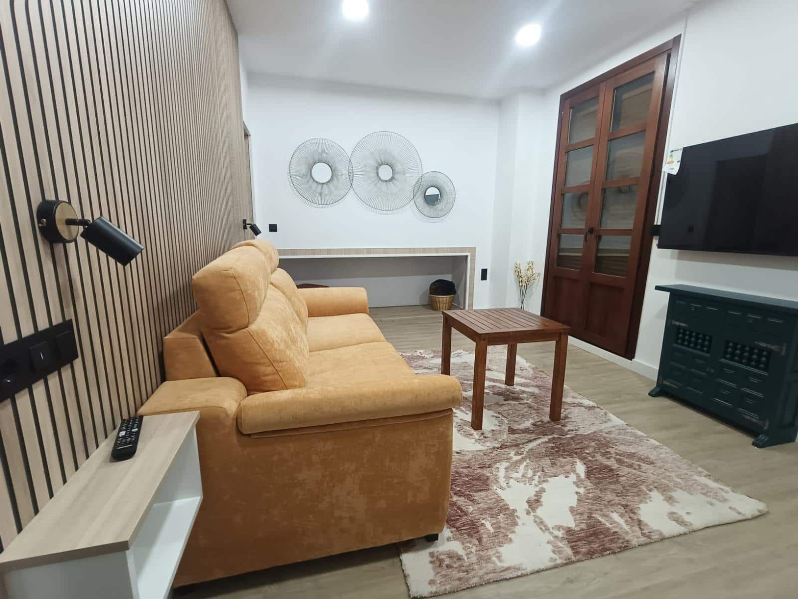 1 slaapkamer Appartement te huur in Granada stad - € 875 (Ref: 9712185)