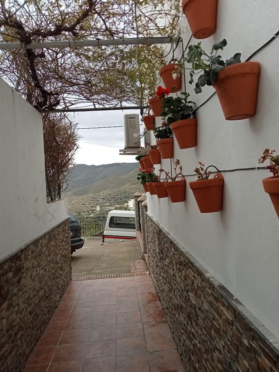 3 Zimmer Wohnung zu verkaufen in Velefique mit Garage - 110.000 € (Ref: 9712188)