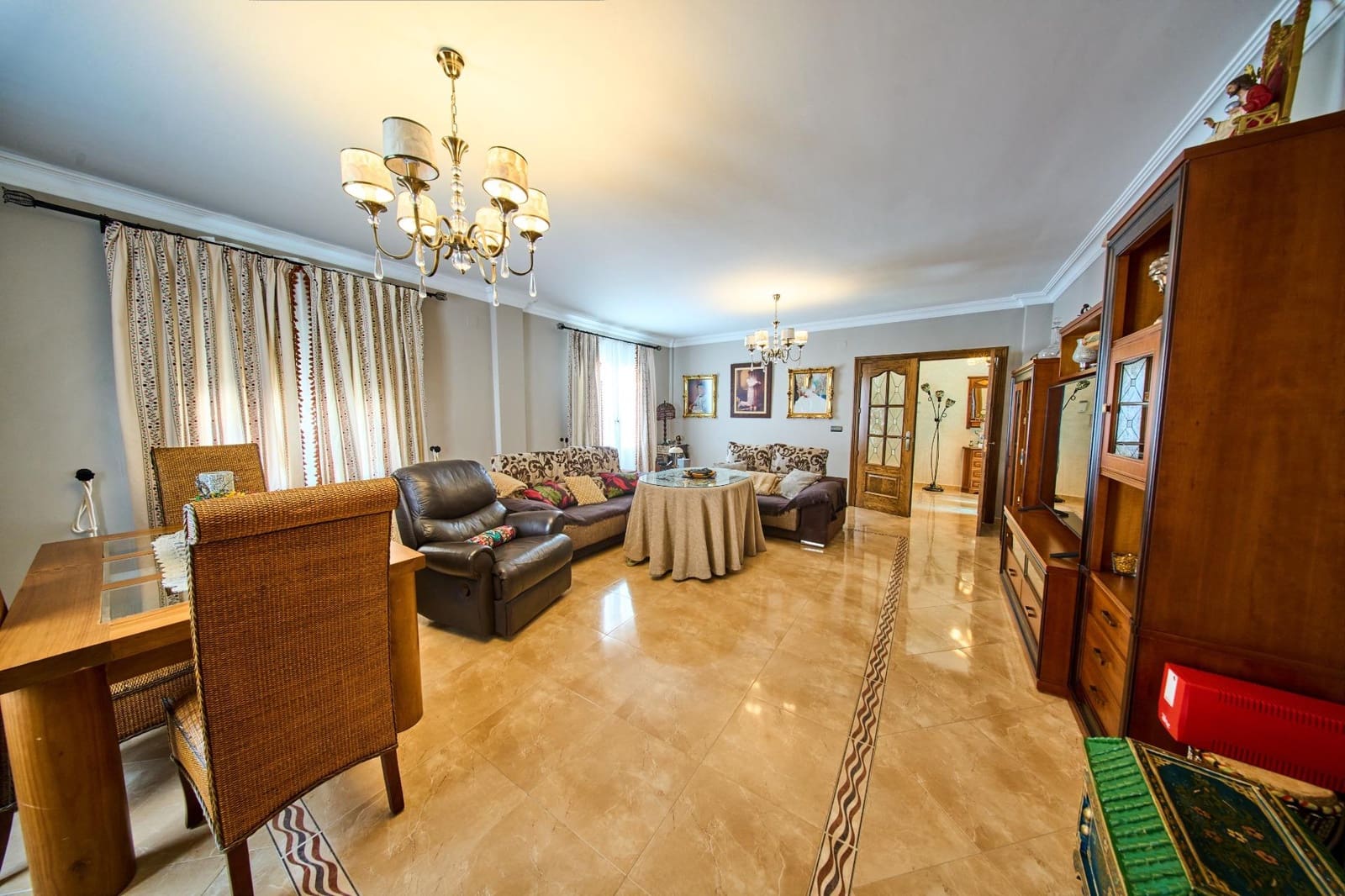 5 makuuhuone Huvila myytävänä paikassa Illora - 420 000 € (Ref: 9715114)