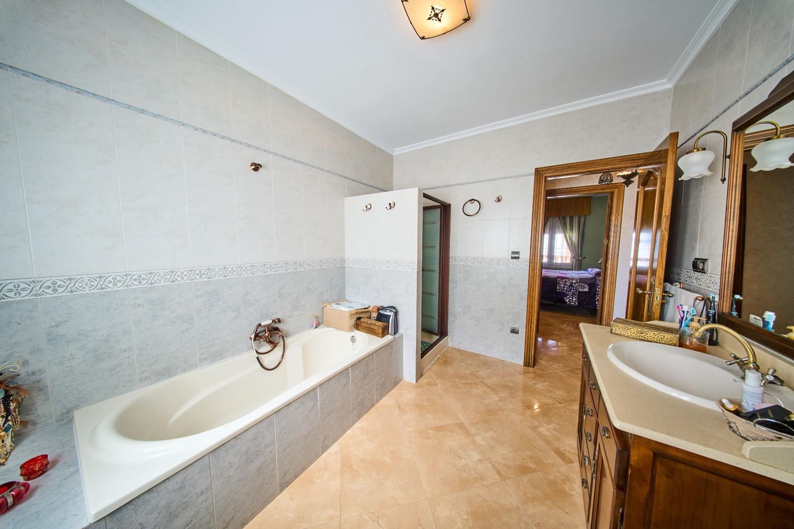 5 makuuhuone Huvila myytävänä paikassa Illora - 420 000 € (Ref: 9715114)